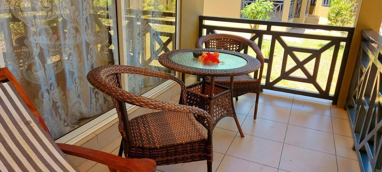 Hostellerie La Digue Exterior foto